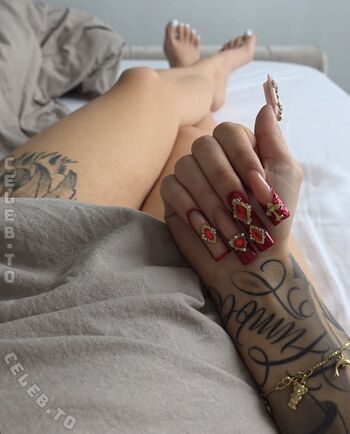 Lara uth leaked private photo uncensored HD quality