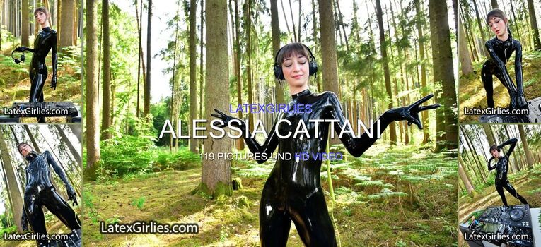 Latexgirlies leaked private photo uncensored HD quality