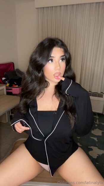 Latinalyla leaked private photo uncensored HD quality