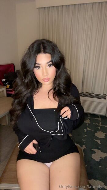 Latinalyla leaked private photo uncensored HD quality