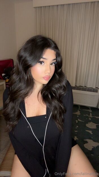 Latinalyla leaked private photo uncensored HD quality