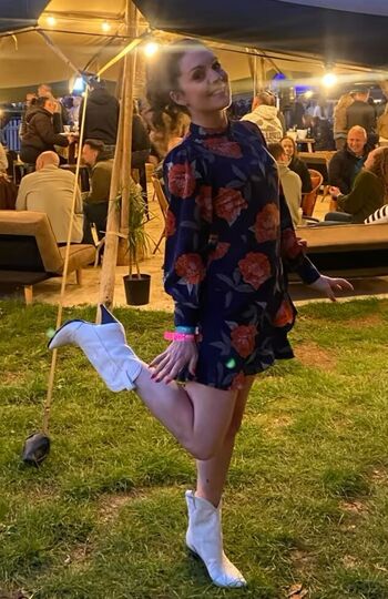 Laura tobin  page leaked private photo uncensored HD quality