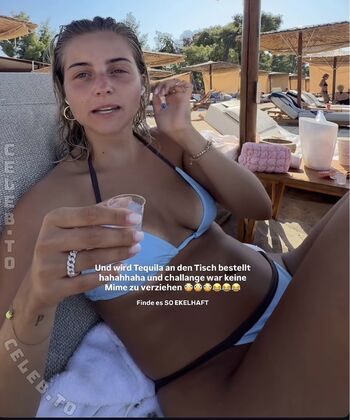 Lea breuer page leaked private photo uncensored HD quality