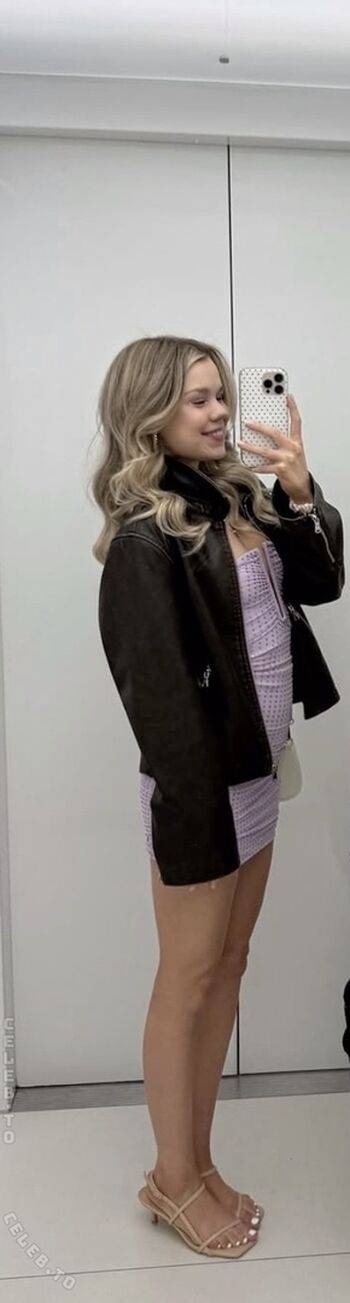 Lea peach  page leaked private photo uncensored HD quality