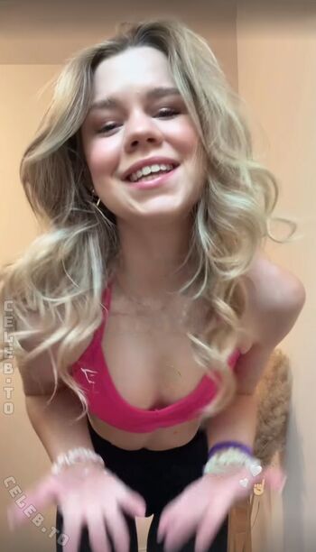 Lea peach  page leaked private photo uncensored HD quality