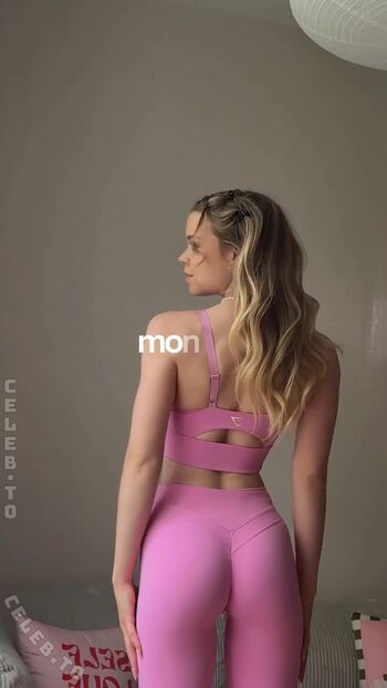 Lea peach  page leaked private photo uncensored HD quality