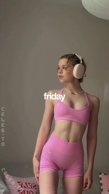 Lea peach  page leaked private photo uncensored HD quality