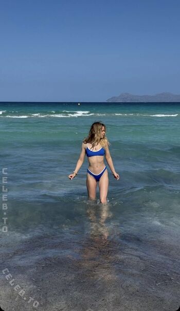 Lea peach leaked private photo uncensored HD quality