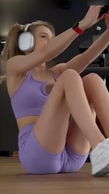 Lea peach leaked private photo uncensored HD quality