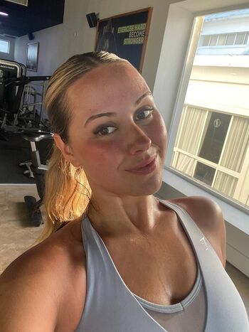 Leaaa clementineee leaked private photo uncensored HD quality