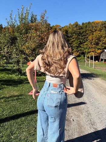 Leaaa clementineee leaked private photo uncensored HD quality