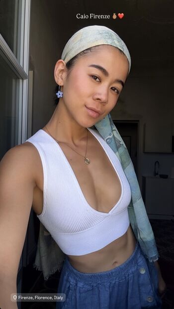 Leah lewis leaked private photo uncensored HD quality