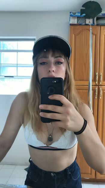 Leanbeefpatty page leaked private photo uncensored HD quality
