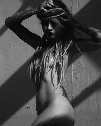 Lena scissorhands page leaked private photo uncensored HD quality