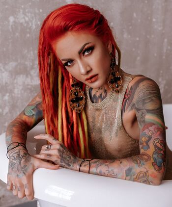 Lena scissorhands page leaked private photo uncensored HD quality