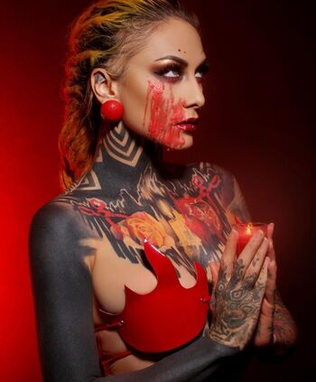 Lena scissorhands leaked private photo uncensored HD quality