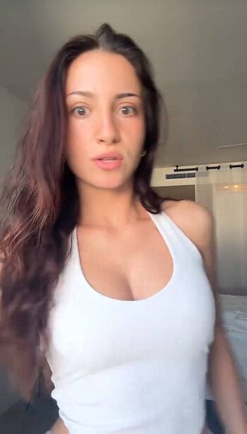 Lenie v leaked private photo uncensored HD quality