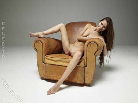 Leona mia page leaked private photo uncensored HD quality