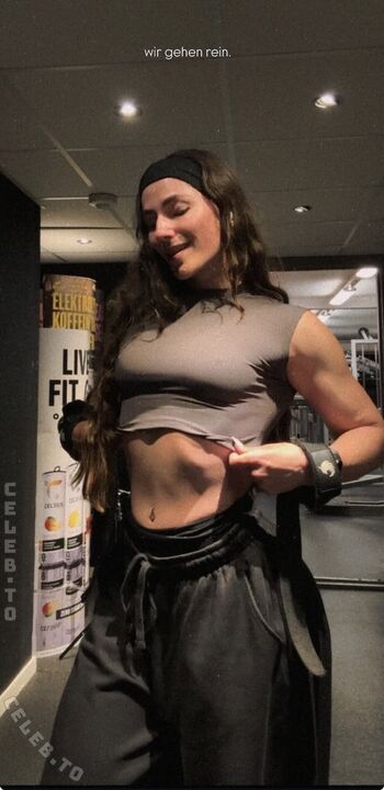 Leonie kommoss  page leaked private photo uncensored HD quality