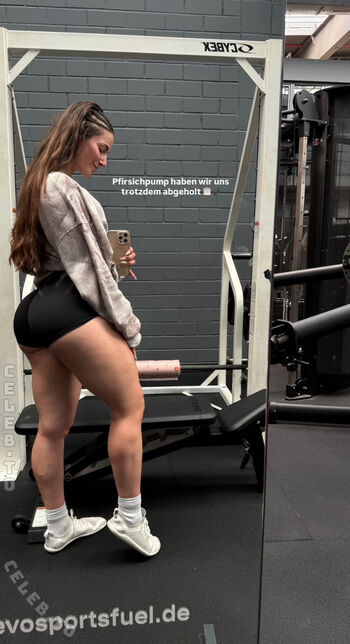 Leonie kommoss  page leaked private photo uncensored HD quality