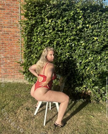 Leonieblondiii leaked private photo uncensored HD quality