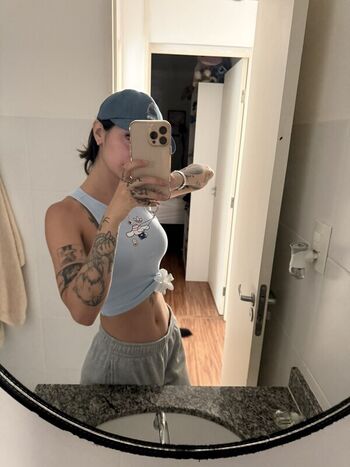 Leticia caputi leaked private photo uncensored HD quality