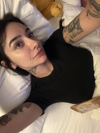 Leticia caputi leaked private photo uncensored HD quality