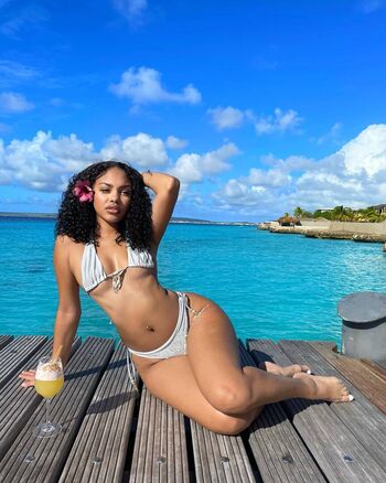 Lightskin  page leaked private photo uncensored HD quality