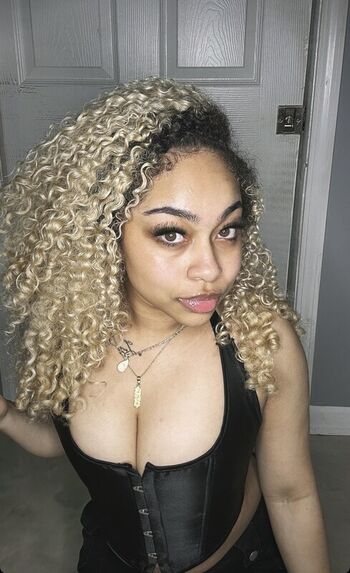 Lightskin  page leaked private photo uncensored HD quality