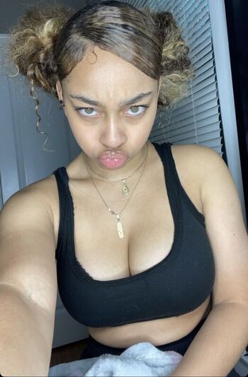 Lightskin  page leaked private photo uncensored HD quality