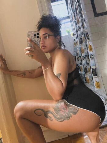 Lightskin  page leaked private photo uncensored HD quality