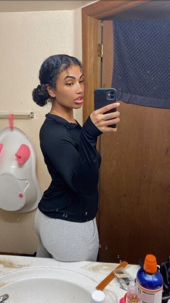 Lightskin  page leaked private photo uncensored HD quality