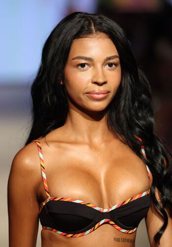 Lightskin leaked private photo uncensored HD quality