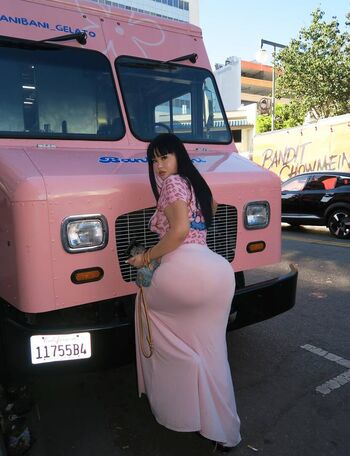 Likkleyani leaked private photo uncensored HD quality