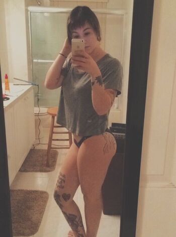 Lilcannolii leaked private photo uncensored HD quality