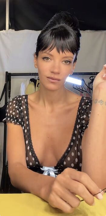 Lily allen page leaked private photo uncensored HD quality