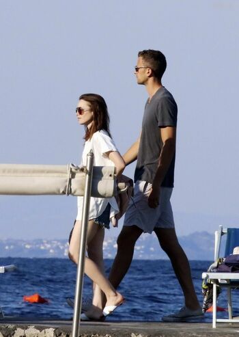 Lily collins page leaked private photo uncensored HD quality