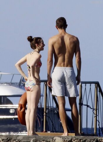 Lily collins page leaked private photo uncensored HD quality