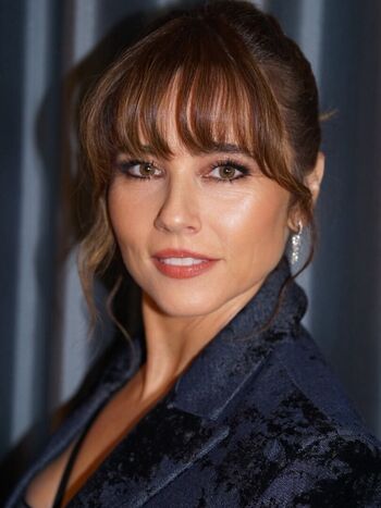 Linda cardellini leaked private photo uncensored HD quality