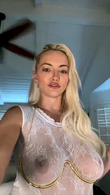Lindsey pelas  page leaked private photo uncensored HD quality