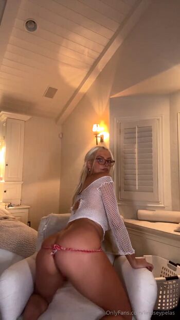 Lindsey pelas leaked private photo uncensored HD quality