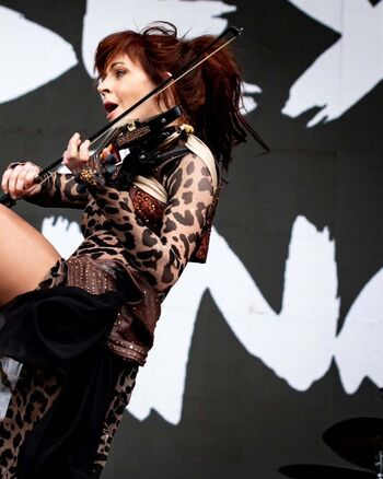 Lindsey stirling  page leaked private photo uncensored HD quality