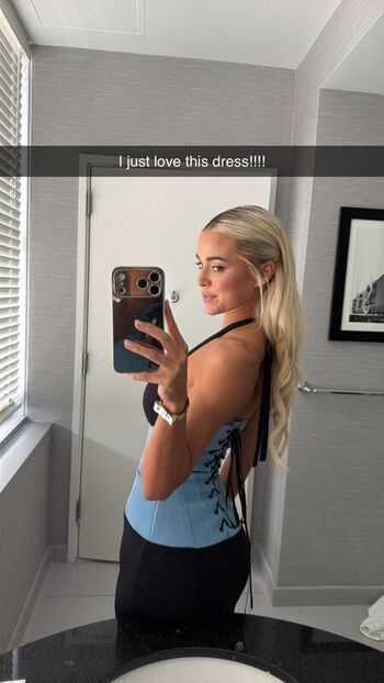 Livvy dunne  page leaked private photo uncensored HD quality