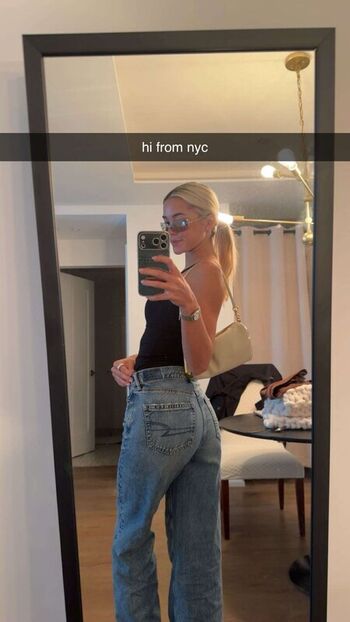 Livvy dunne  page leaked private photo uncensored HD quality