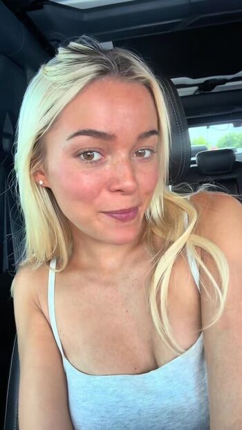 Livvy dunne  page leaked private photo uncensored HD quality
