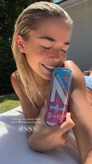 Livvy dunne  page leaked private photo uncensored HD quality
