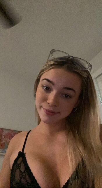 Livvy dunne leaked private photo uncensored HD quality