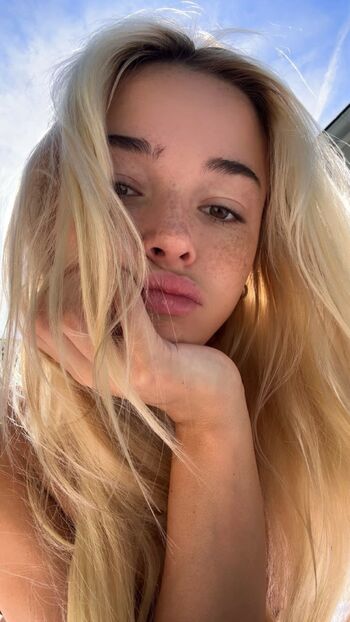 Livvy dunne leaked private photo uncensored HD quality