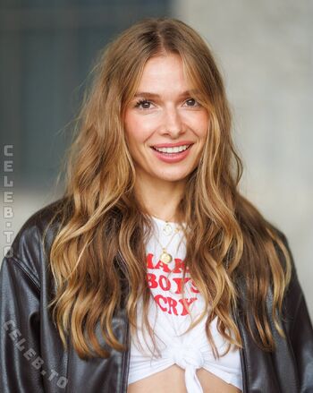 Lola weippert page leaked private photo uncensored HD quality