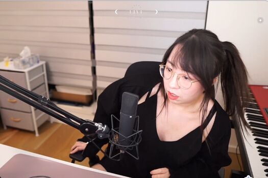 Lolnatsumiii leaked private photo uncensored HD quality